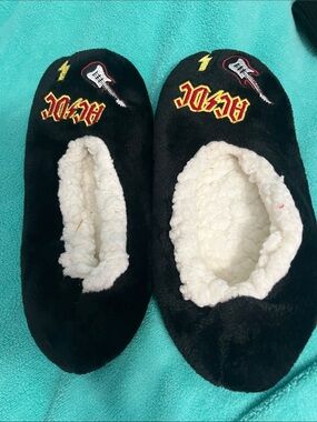 AC/DC Black Plush Slip-On Slippers with Cream Lining